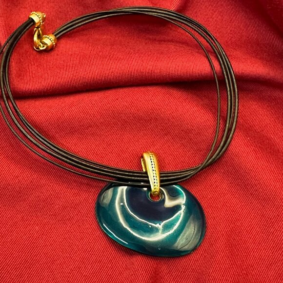 Chico’s Peacock Blue/Green Pendant Necklace on Multi-Strand Cord. - Picture 9 of 13